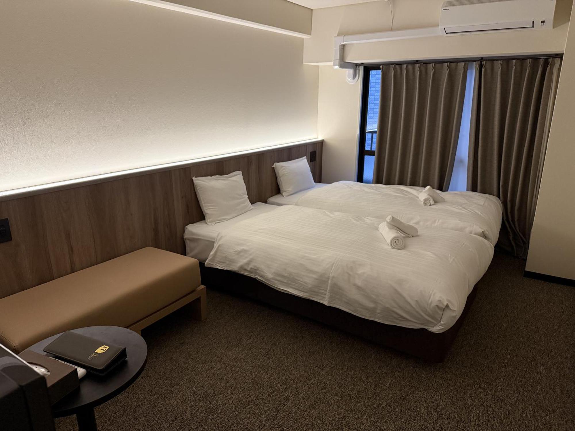 Lite House Shinsaibashi IV Hotel Osaca Exterior foto